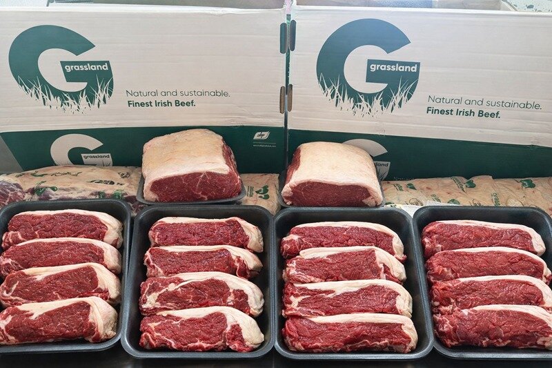2KG Sirloin Steaks